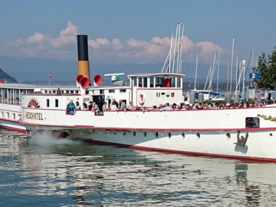 UN DÉBUT DE SAISON RETARDÉ POUR LE BATEAU À VAPEUR NEUCHÂTEL