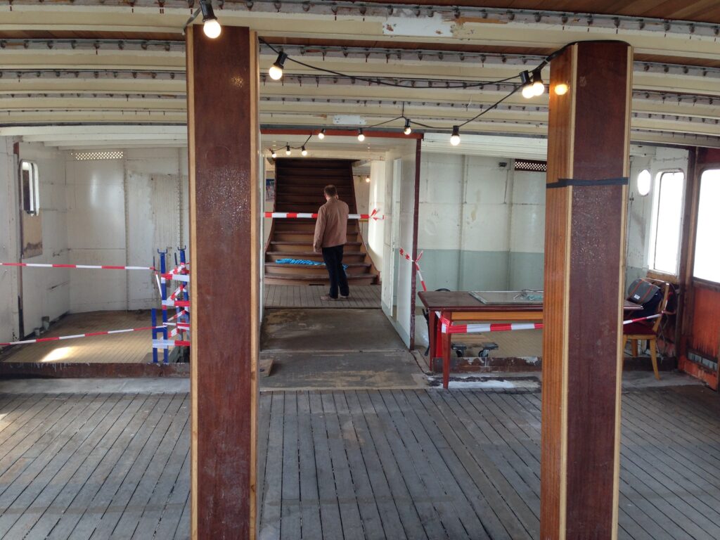 Rénovation du bateau à vapeur Italie