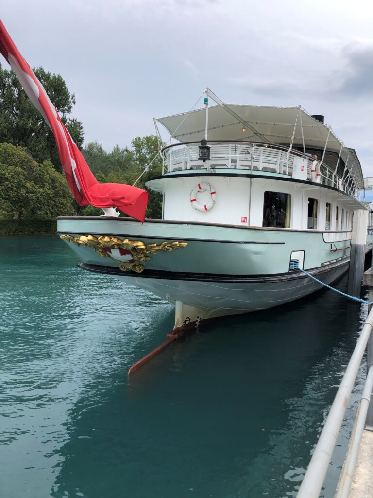 La poupe du bateau à vapeur Blümlisalp