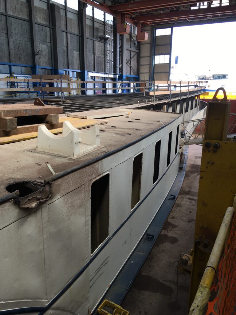 SS RHÔNE En rénovation au chantier naval à Ouchy en 2019