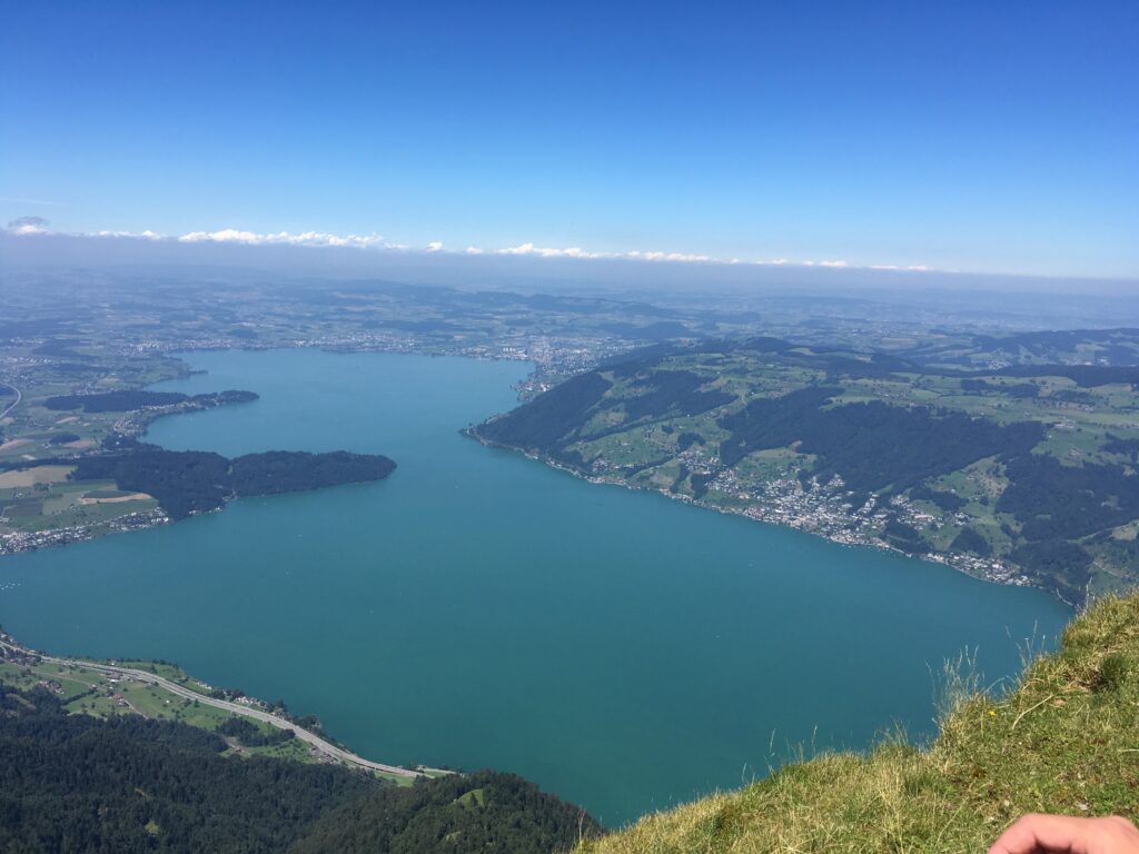 Vue depuis le Rigi Kulm sur le lac de Zoug