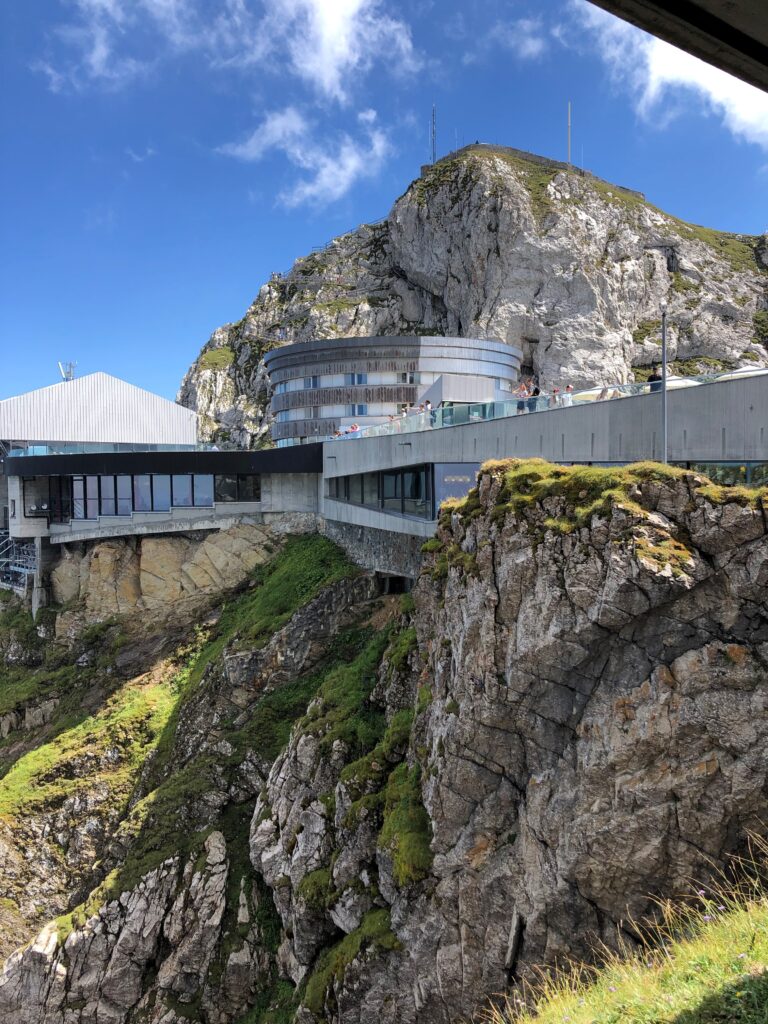 Vue sur le Pilatus Kulm