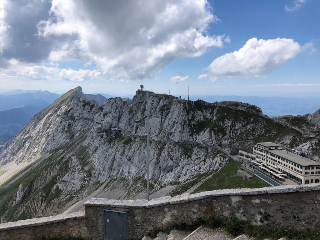 Vue sur le Pilatus Kulm