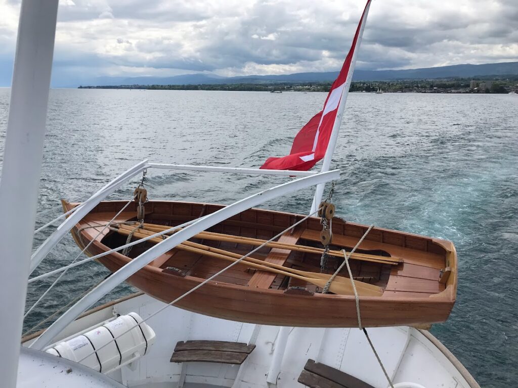 SS LA SUISSE Canot de sauvetage arrière