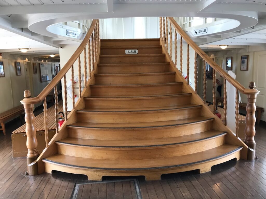 DS GALLIA Escalier principal