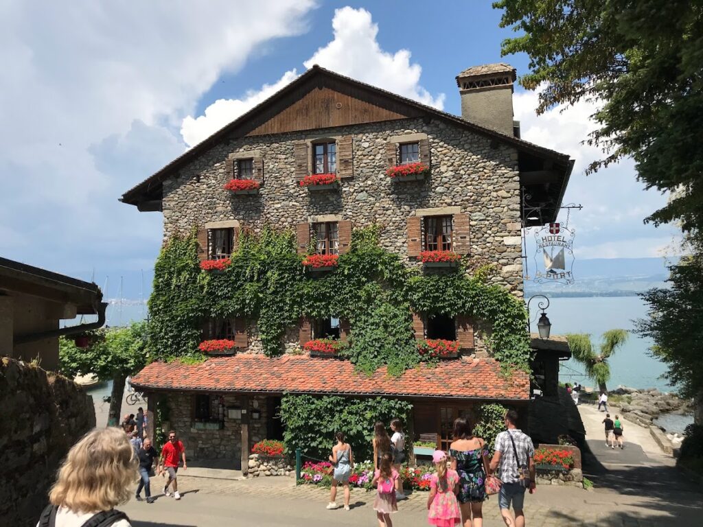 Yvoire au bord du lac Léman