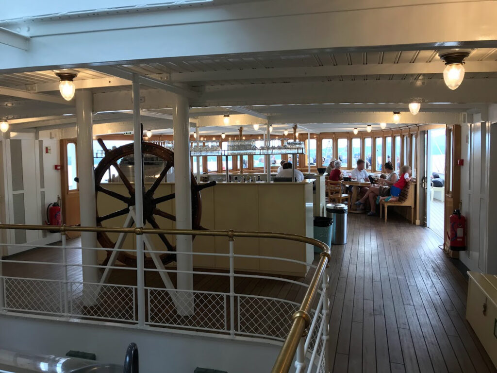 SS RHÔNE Pont principal