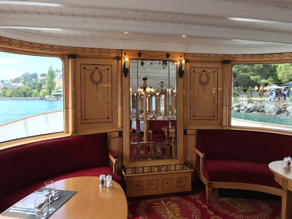 MS VEVEY Salon de 1ère classe