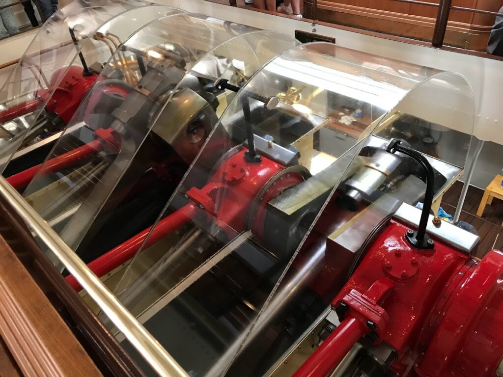 DS STADT LUZERN Machine à vapeur Sulzer