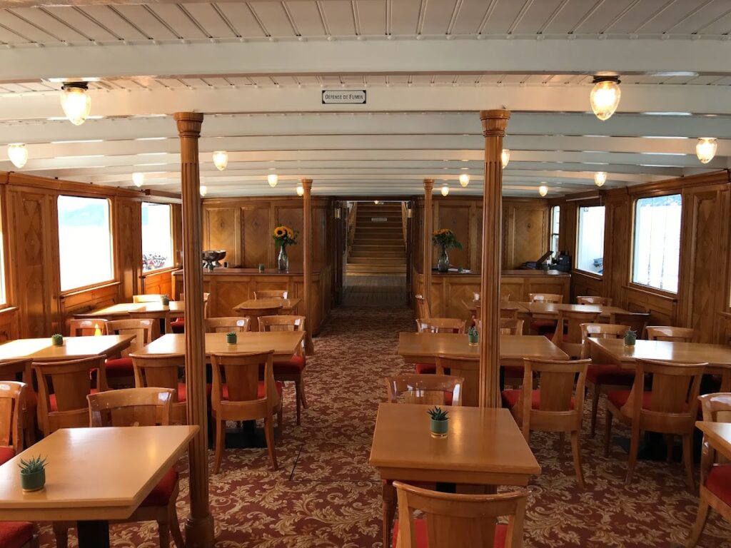 SS MONTREUX Le salon de 1ère classe