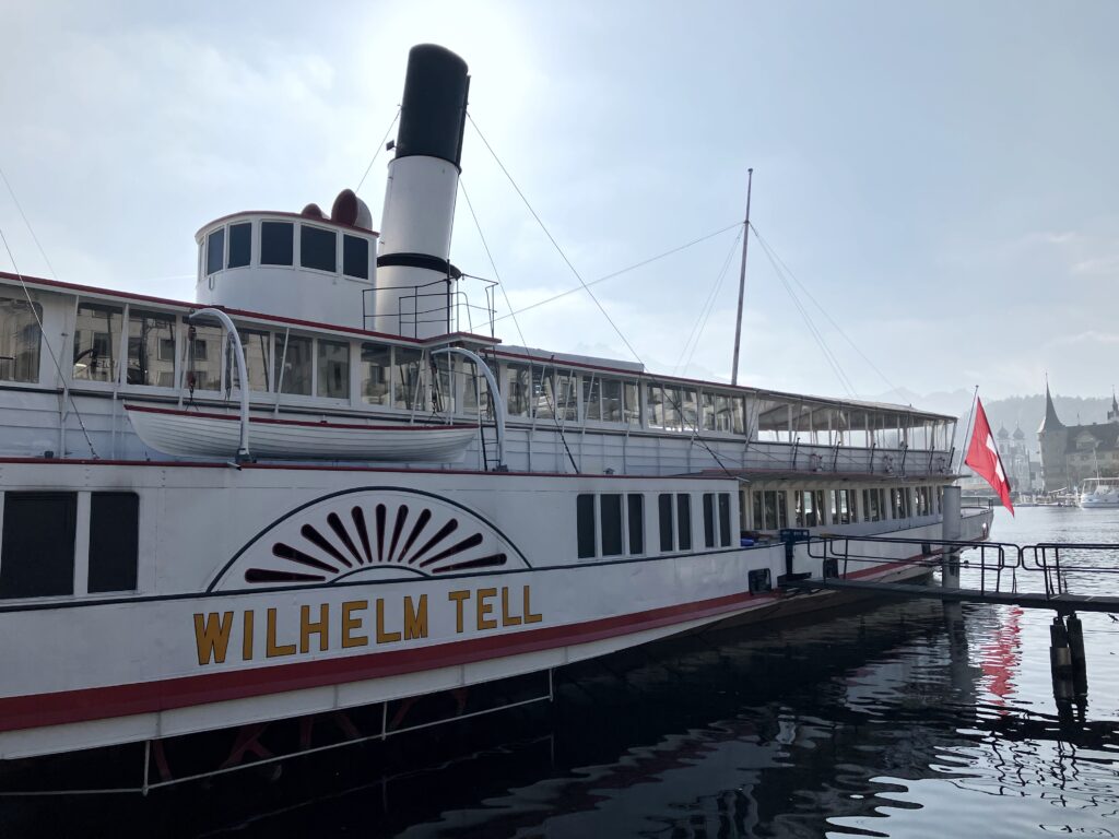 Le WILHELM TELL à Lucerne