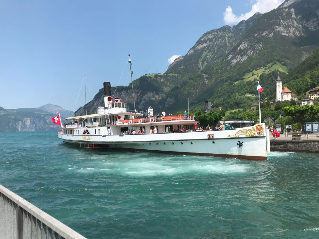 DS GALLIA à Flüelen