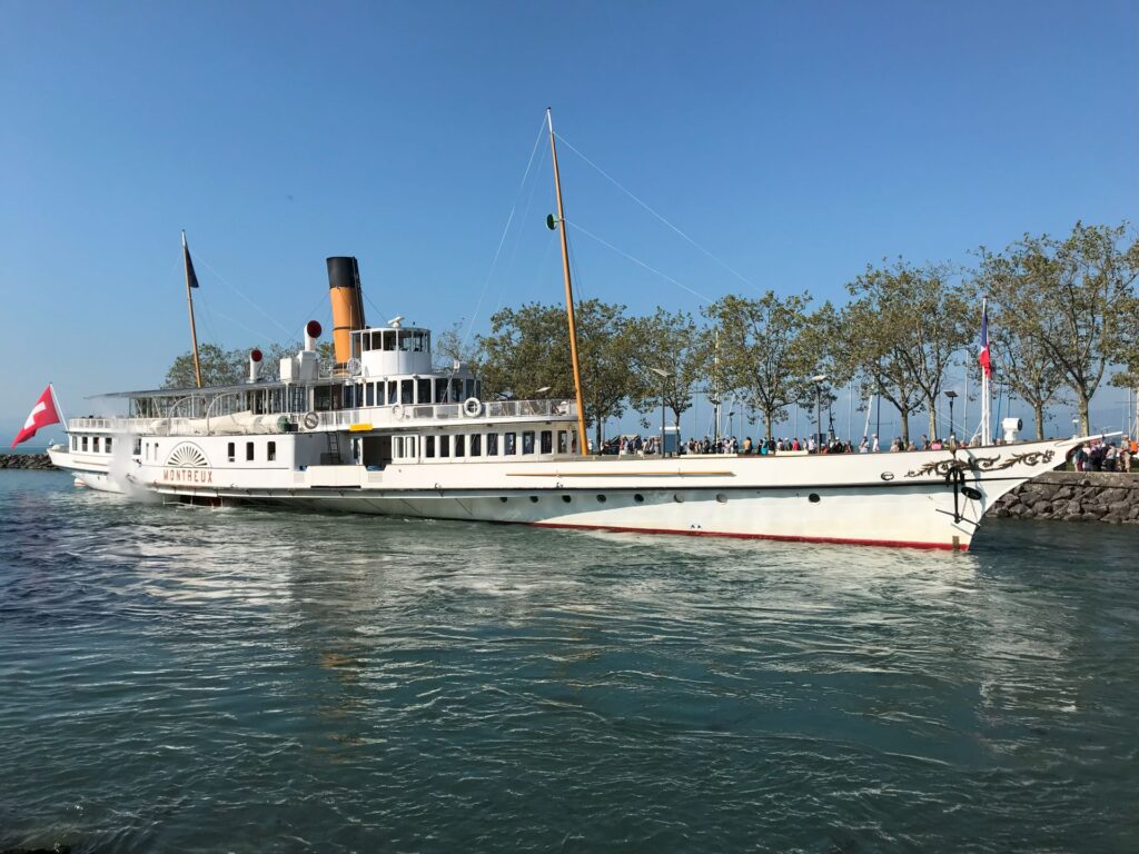 SS MONTREUX à Ouchy