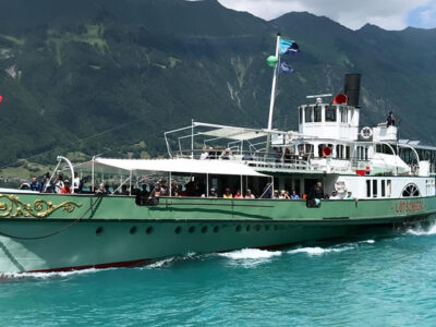LE LÖTSCHBERG NE NAVIGUERA QUE CINQ JOURS PAR SEMAINE EN 2026 SUR LE LAC DE BRIENZ